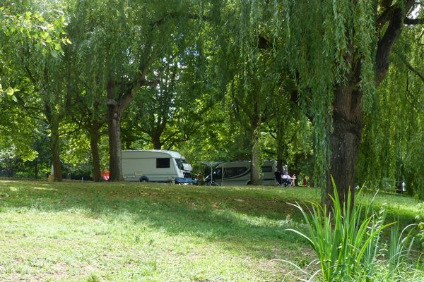 Camping La Pelouse