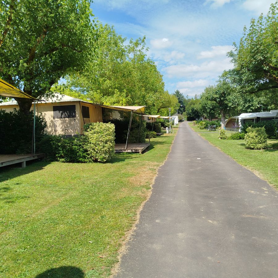 Camping de la Vézènie